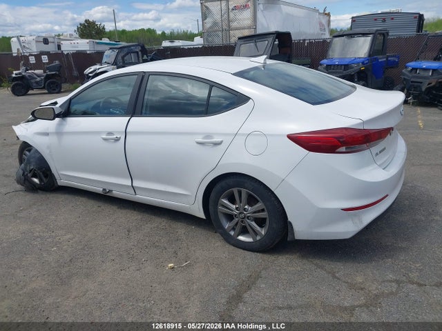 KMHD84LFXJU558932 Hyundai ELANTRA GL