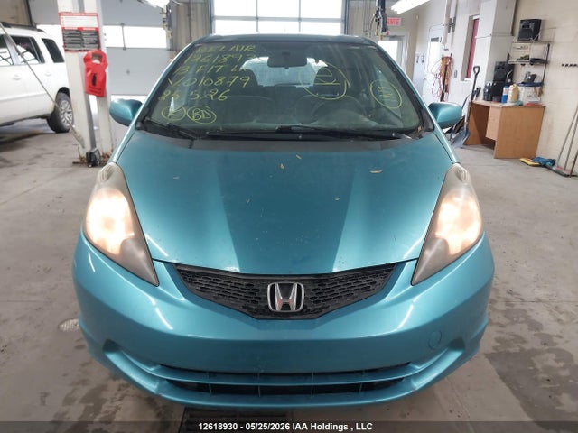 2013 Honda Fit Lx მანქანა იყიდება აუქციონზე, vin: LUCGE8H50D3010879, აუქციონის ნომერი: 12618930