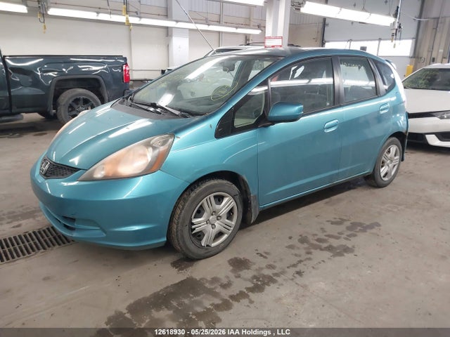 2013 Honda Fit Lx მანქანა იყიდება აუქციონზე, vin: LUCGE8H50D3010879, აუქციონის ნომერი: 12618930