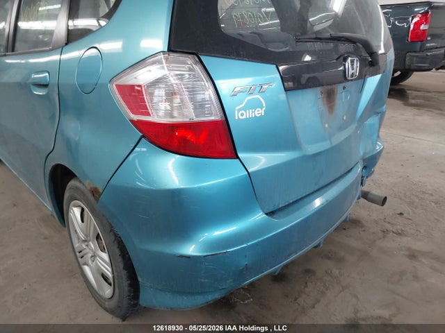 2013 Honda Fit Lx მანქანა იყიდება აუქციონზე, vin: LUCGE8H50D3010879, აუქციონის ნომერი: 12618930