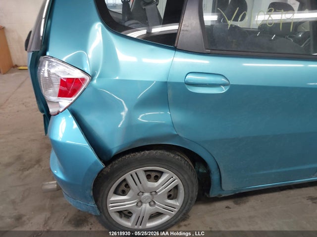 2013 Honda Fit Lx მანქანა იყიდება აუქციონზე, vin: LUCGE8H50D3010879, აუქციონის ნომერი: 12618930