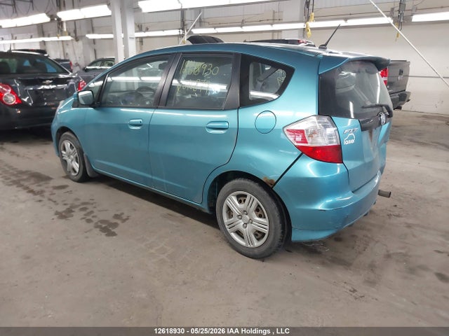 2013 Honda Fit Lx მანქანა იყიდება აუქციონზე, vin: LUCGE8H50D3010879, აუქციონის ნომერი: 12618930