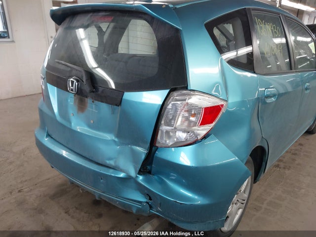2013 Honda Fit Lx მანქანა იყიდება აუქციონზე, vin: LUCGE8H50D3010879, აუქციონის ნომერი: 12618930