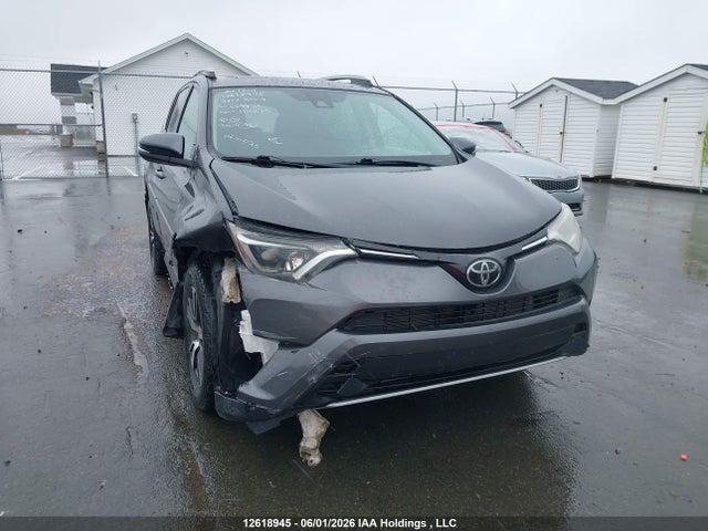 Продажа на аукционе авто 2017 Toyota Rav4 Xle, vin: 2T3RFREV5HW689930, номер лота: 12618945
