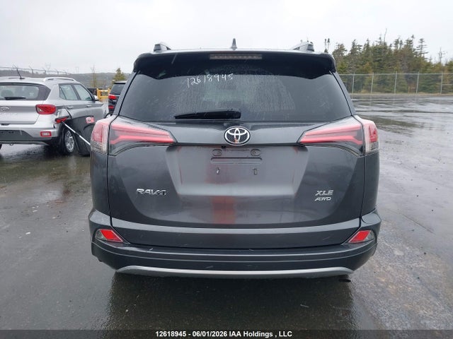 Продажа на аукционе авто 2017 Toyota Rav4 Xle, vin: 2T3RFREV5HW689930, номер лота: 12618945