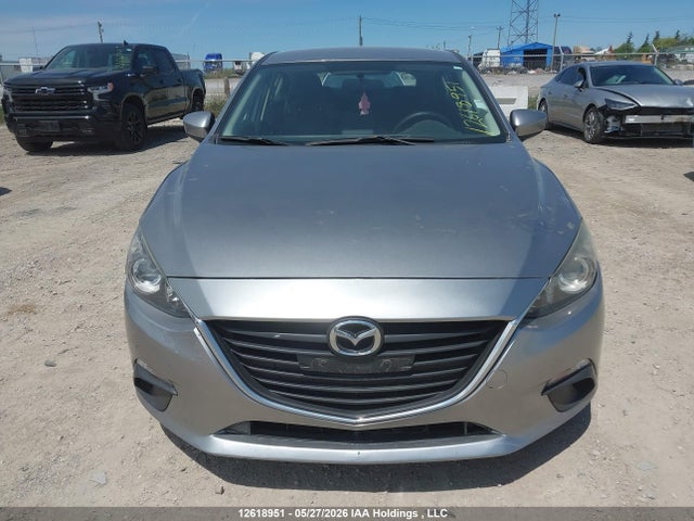 JM1BM1K77E1105715 Mazda Mazda3 Gx-sky