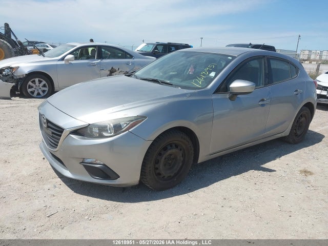 JM1BM1K77E1105715 Mazda Mazda3 Gx-sky