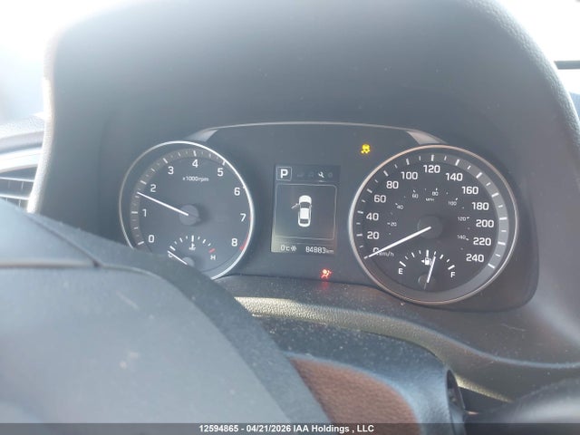 KMHD84LFXJU515949 Hyundai ELANTRA GL