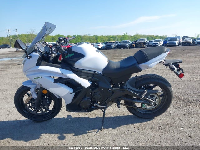 2015 Kawasaki Ex650 F მანქანა იყიდება აუქციონზე, vin: JKAEXEF19FDA22267, აუქციონის ნომერი: 12618956