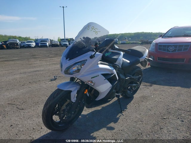 2015 Kawasaki Ex650 F მანქანა იყიდება აუქციონზე, vin: JKAEXEF19FDA22267, აუქციონის ნომერი: 12618956