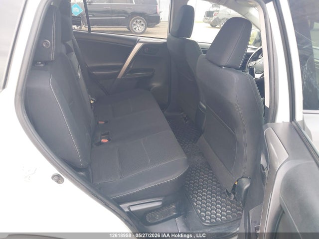 12618958 :رقم المزاد ، JTMRJREV1JD243680 vin ، 2018 Toyota Rav4 Hybrid Le+ مزاد بيع