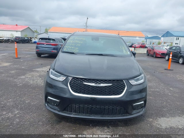 Chrysler Pacifica Limited 2026 2C4RC1GG9TR269275 Image 12