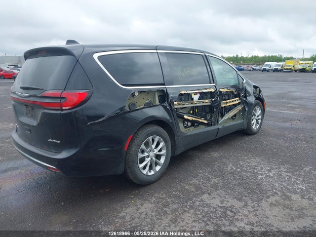Chrysler Pacifica Limited 2026 2C4RC1GG9TR269275 Image 4