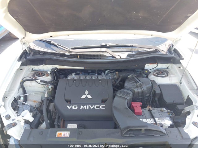 12618993 :رقم المزاد ، JA4JZ3AX0FZ600796 vin ، 2015 Mitsubishi Outlander Se مزاد بيع