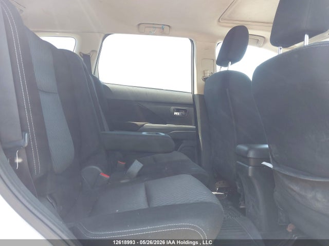 12618993 :رقم المزاد ، JA4JZ3AX0FZ600796 vin ، 2015 Mitsubishi Outlander Se مزاد بيع