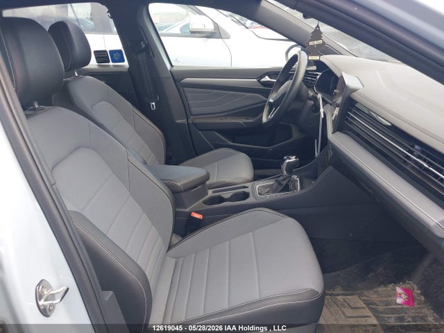 2025 Volkswagen Jetta Comfortline მანქანა იყიდება აუქციონზე, vin: 3VWSX7BU2SM051722, აუქციონის ნომერი: 12619045