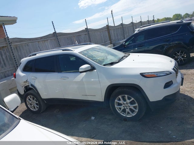 Продаж на аукціоні авто 2016 Jeep Cherokee North, vin: 1C4PJMCS2GW128943, номер лоту: 12619047