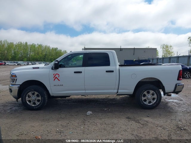 12619053 :رقم المزاد ، 3C63R3DJ2TG216365 vin ، 2026 Ram 3500 Big Horn مزاد بيع