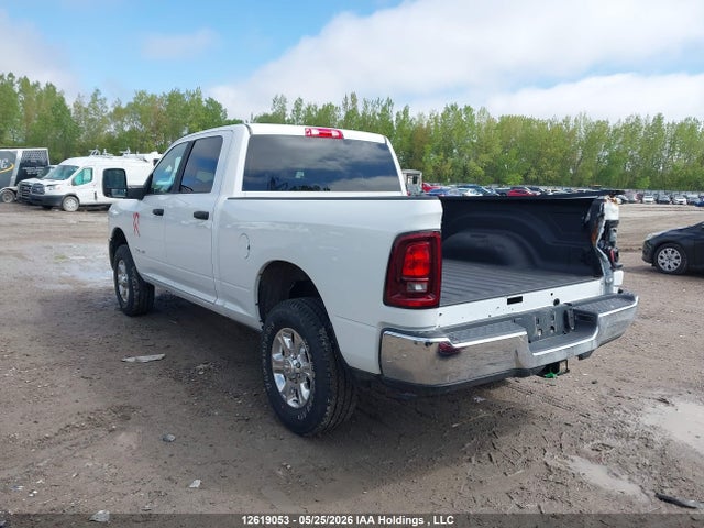 12619053 :رقم المزاد ، 3C63R3DJ2TG216365 vin ، 2026 Ram 3500 Big Horn مزاد بيع