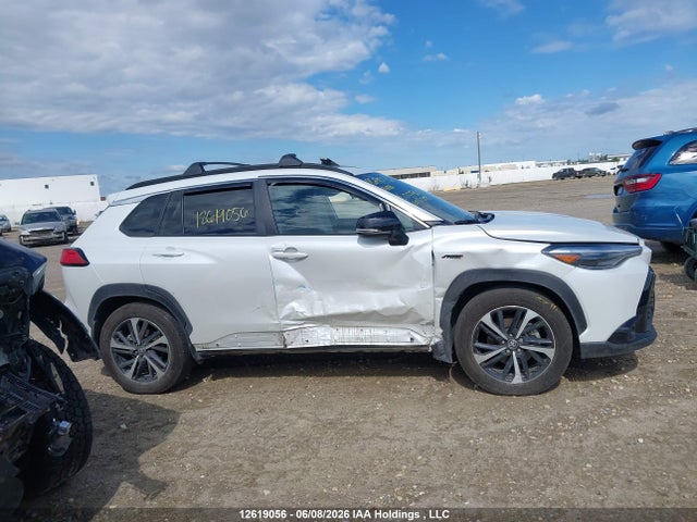 12619056 :رقم المزاد ، 7MUFBABG1SV077969 vin ، 2025 Toyota Corolla Cross Hybrid Xse مزاد بيع