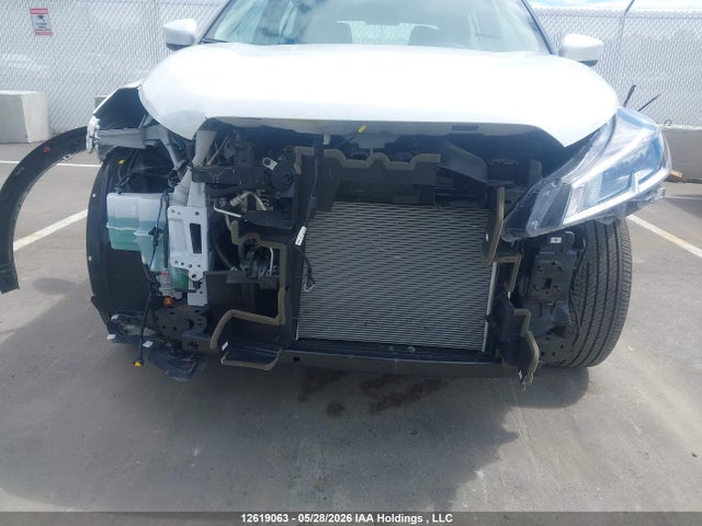 2024 Nissan Kicks მანქანა იყიდება აუქციონზე, vin: 3N1CP5CV8RL581733, აუქციონის ნომერი: 12619063