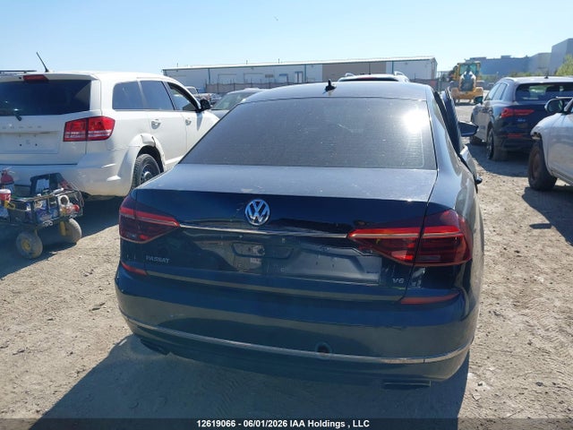12619066 :رقم المزاد ، 1VWCM7A34HC080302 vin ، 2017 Volkswagen Passat Sel Premium مزاد بيع