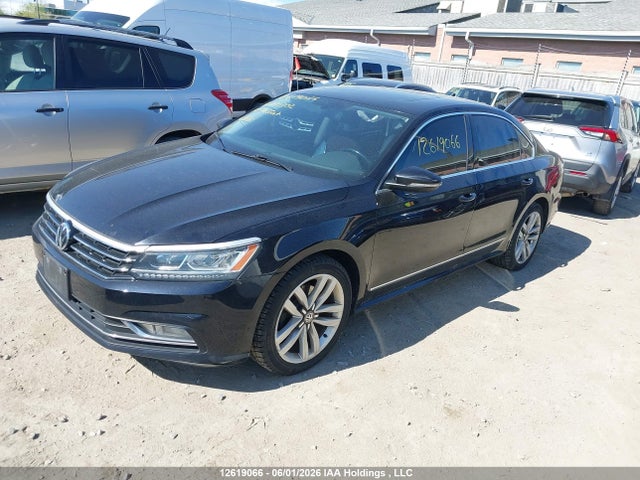 12619066 :رقم المزاد ، 1VWCM7A34HC080302 vin ، 2017 Volkswagen Passat Sel Premium مزاد بيع