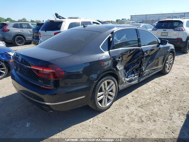 12619066 :رقم المزاد ، 1VWCM7A34HC080302 vin ، 2017 Volkswagen Passat Sel Premium مزاد بيع