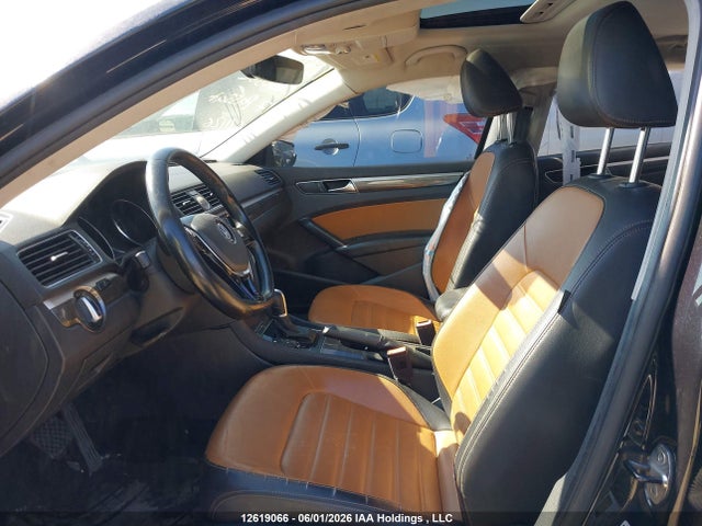 12619066 :رقم المزاد ، 1VWCM7A34HC080302 vin ، 2017 Volkswagen Passat Sel Premium مزاد بيع
