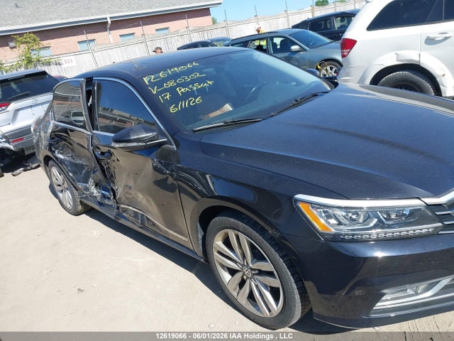 12619066 :رقم المزاد ، 1VWCM7A34HC080302 vin ، 2017 Volkswagen Passat Sel Premium مزاد بيع