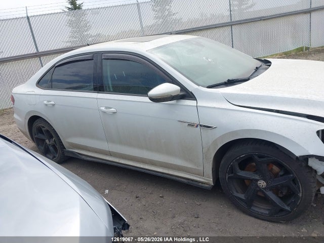 2020 Volkswagen Passat Execline მანქანა იყიდება აუქციონზე, vin: 1VWEA7A34LC006355, აუქციონის ნომერი: 12619067