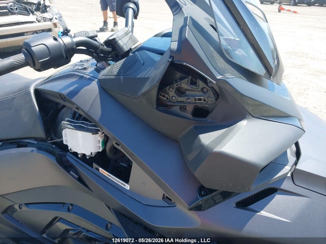 12619072 :رقم المزاد ، 2BXNBDD22SV001248 vin ، 2025 Can-am Spyder Roadster Rt/rt Limited مزاد بيع