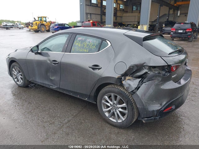 12619092 :رقم المزاد ، JM1BPALLXN1512141 vin ، 2022 Mazda 3 Preferred مزاد بيع