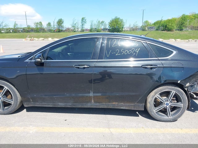 12613115 :رقم المزاد ، 3FA6P0T93FR250024 vin ، 2015 Ford Fusion Se مزاد بيع