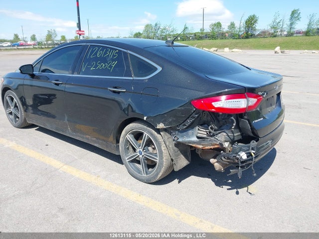 12613115 :رقم المزاد ، 3FA6P0T93FR250024 vin ، 2015 Ford Fusion Se مزاد بيع