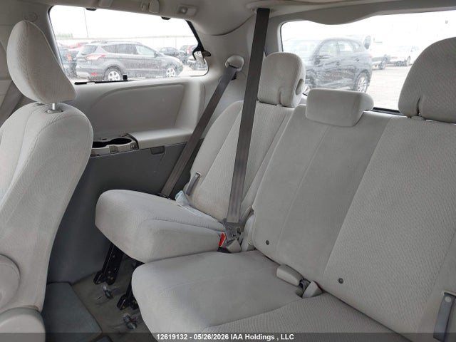 2011 Toyota Sienna Le V6 მანქანა იყიდება აუქციონზე, vin: 5TDKK3DC5BS141350, აუქციონის ნომერი: 12619132