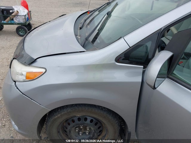 2011 Toyota Sienna Le V6 მანქანა იყიდება აუქციონზე, vin: 5TDKK3DC5BS141350, აუქციონის ნომერი: 12619132