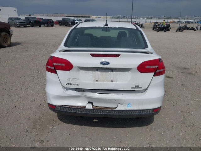 Ford FOCUS SE 2015 1FADP3F28FL309512 Image 16