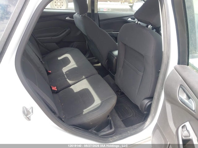 Ford FOCUS SE 2015 1FADP3F28FL309512 Image 8
