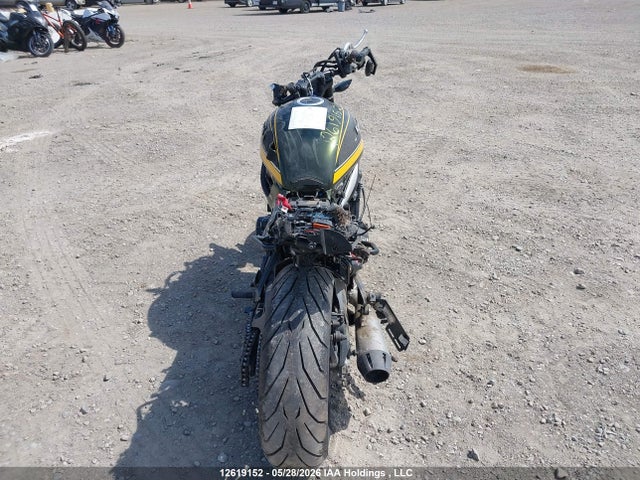 JKAZR2C11LA038911 Kawasaki Zr900 R