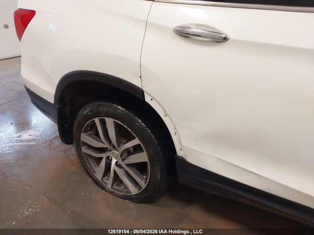 Aukcja sprzedaży 2016 Honda Pilot Touring, vin: 5FNYF6H99GB511581, numer aukcji: 12619154