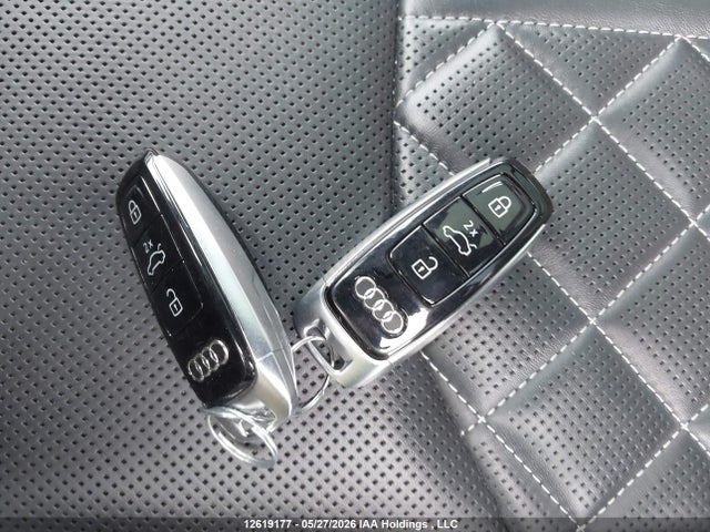 Продаж на аукціоні авто 2023 Audi Sq7 4.0t, vin: WA1AWBF76PD015649, номер лоту: 12619177