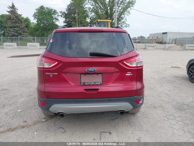1FMCU9G92FUC16276 Ford ESCAPE SE