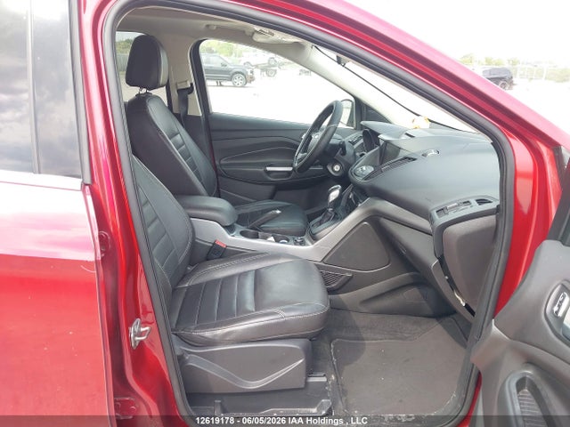 1FMCU9G92FUC16276 Ford ESCAPE SE