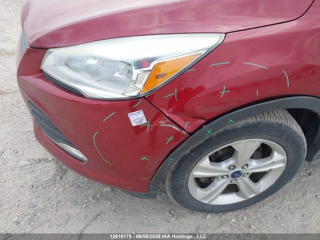 1FMCU9G92FUC16276 Ford ESCAPE SE