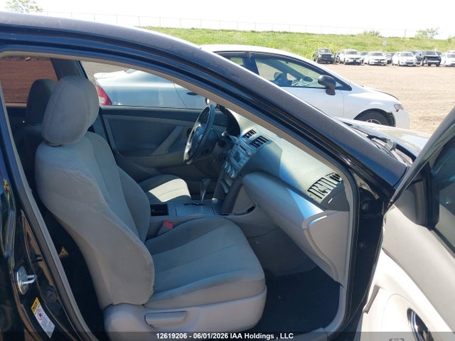 2007 Toyota Camry Le/se მანქანა იყიდება აუქციონზე, vin: 4T1BE46K57U179659, აუქციონის ნომერი: 12619206