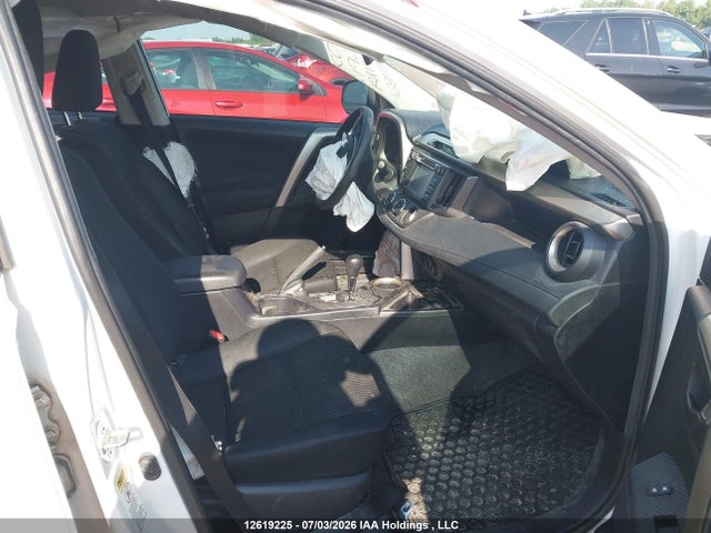 Toyota RAV4 LE 2015 2T3ZFREV5FW168171 Image 5