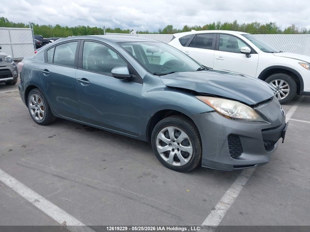12619229 :رقم المزاد ، JM1BL1UF5C1518219 vin ، 2012 Mazda Mazda3 Gx مزاد بيع