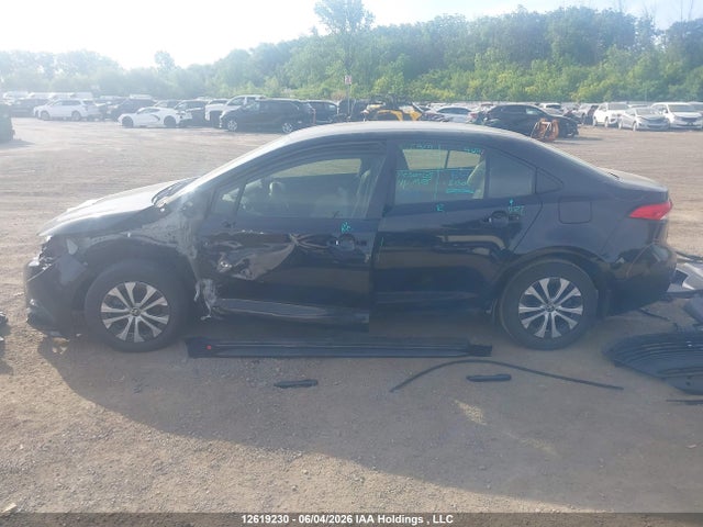 JTDBCMFE8R3033043 Toyota Corolla Hybrid