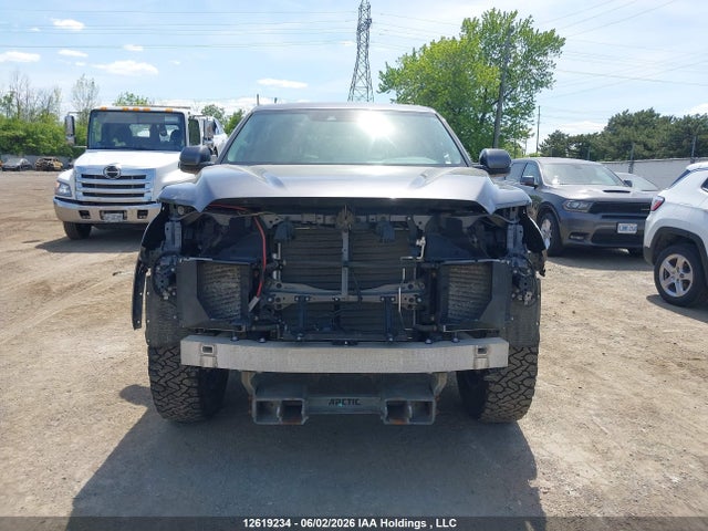 Продажа на аукционе авто 2023 Toyota Tundra Limited, vin: 5TFJA5DB8PX096830, номер лота: 12619234